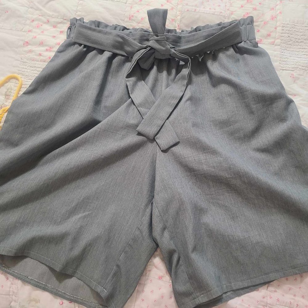 Shorts - Paper bag waist with tie belt